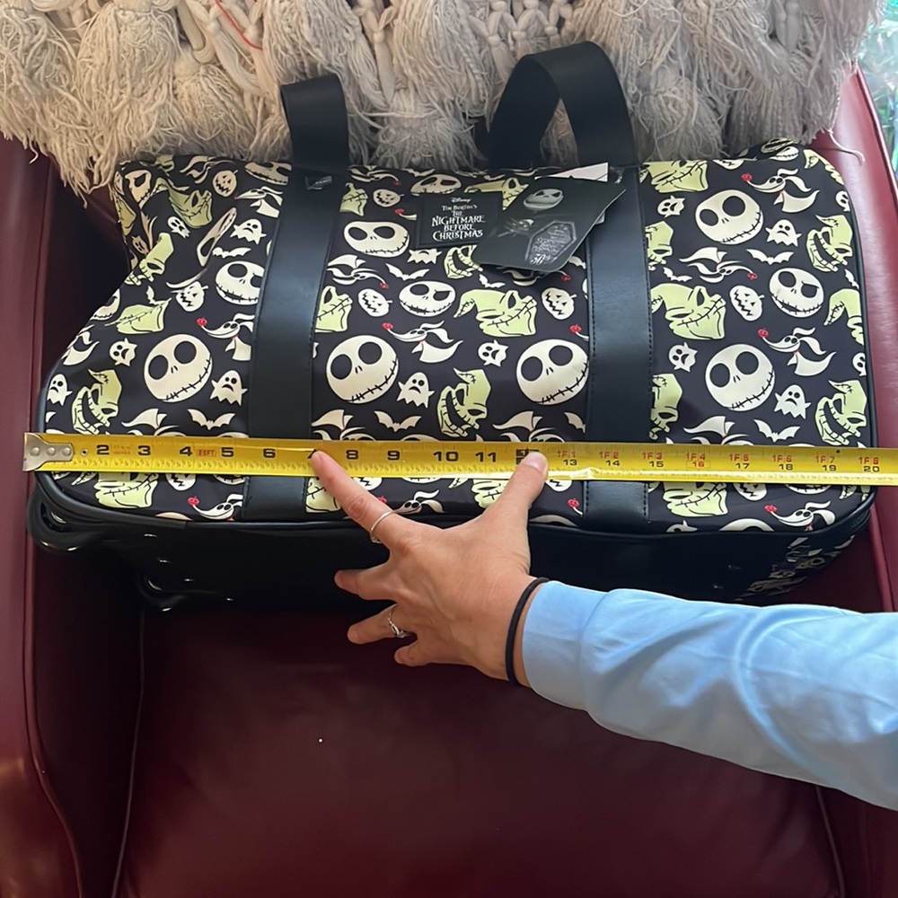 Disneys nightmare before christmas overnight rolling tote travel bag - Picture 3 of 11